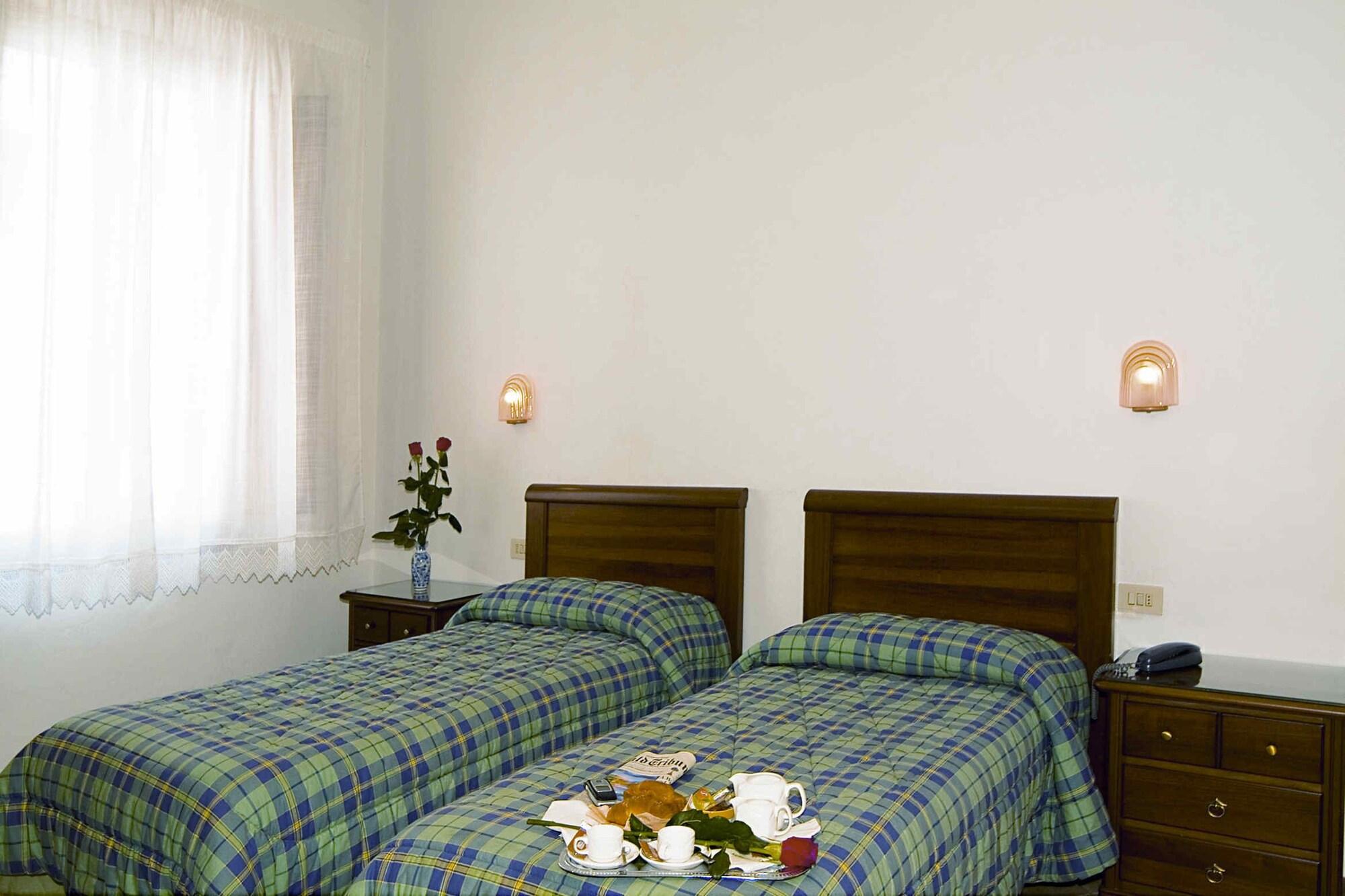 Hotel Savoia E Campana Montecatini Terme Eksteriør billede